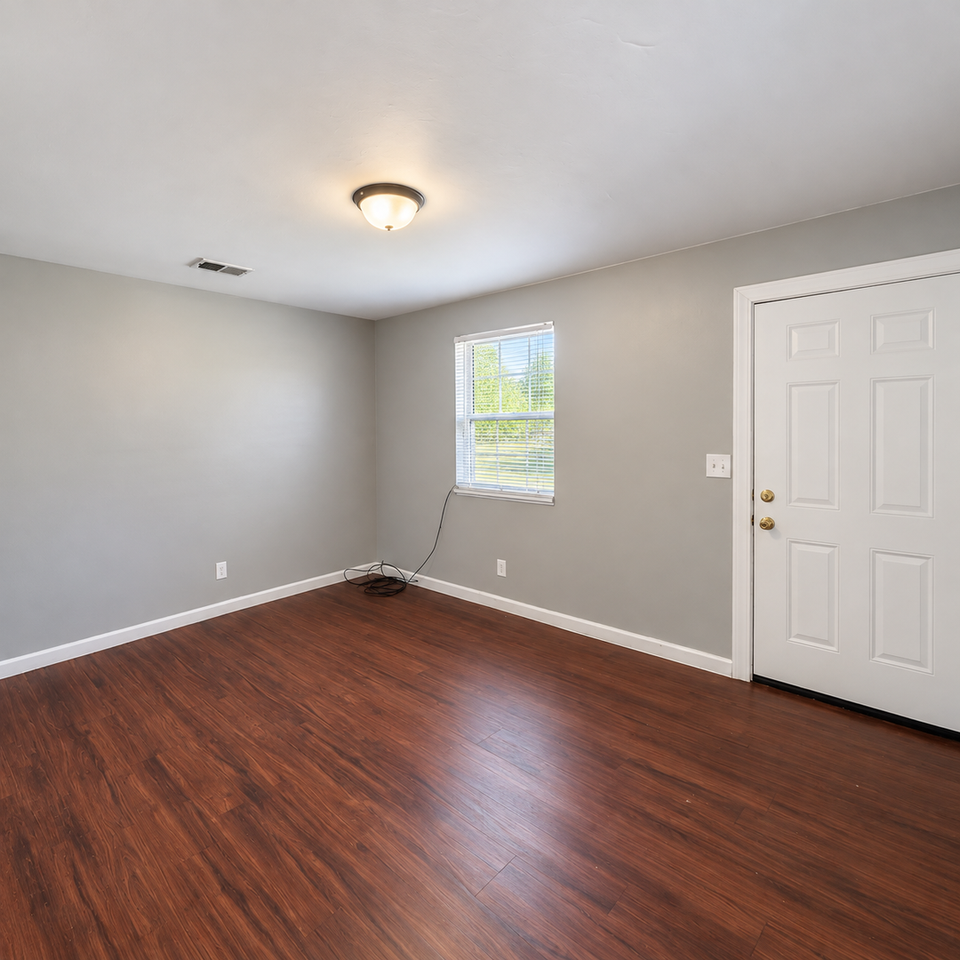 821 Central Dr - Photo 2 of 11