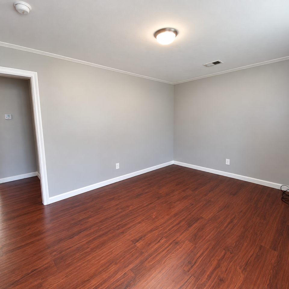 821 Central Dr - Photo 3 of 11