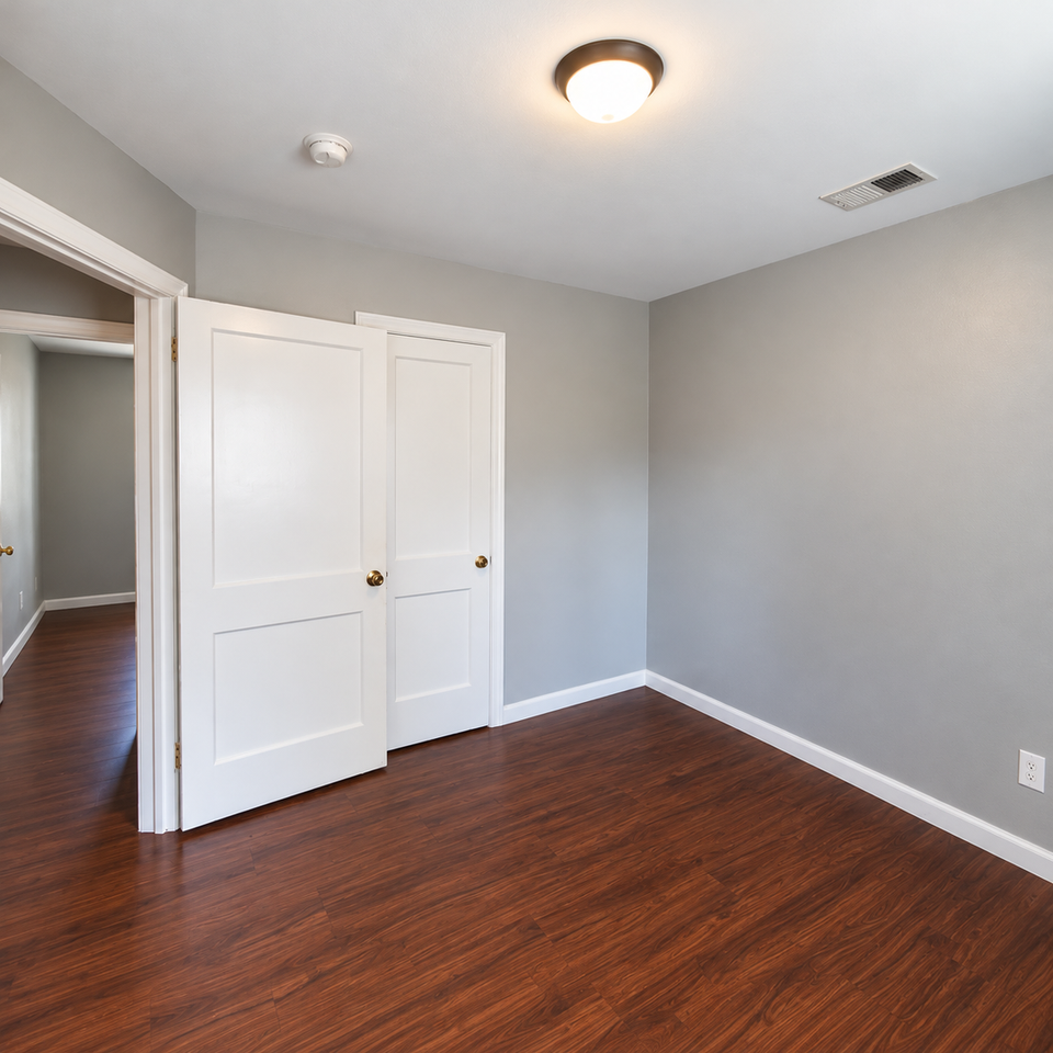 821 Central Dr - Photo 7 of 11