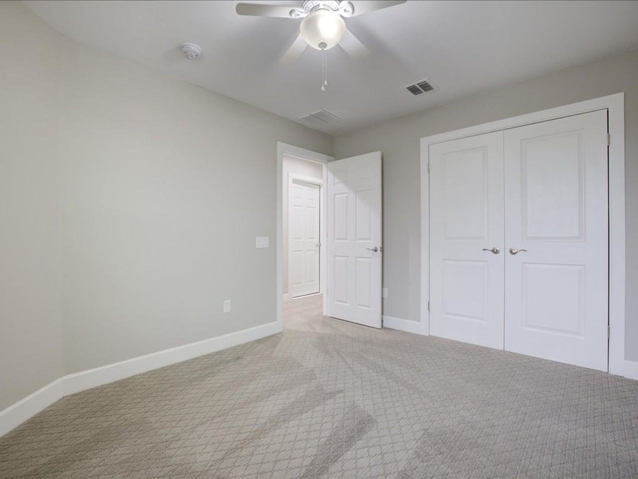 5587 S Sunrise Peak Rd - Photo 6 of 50