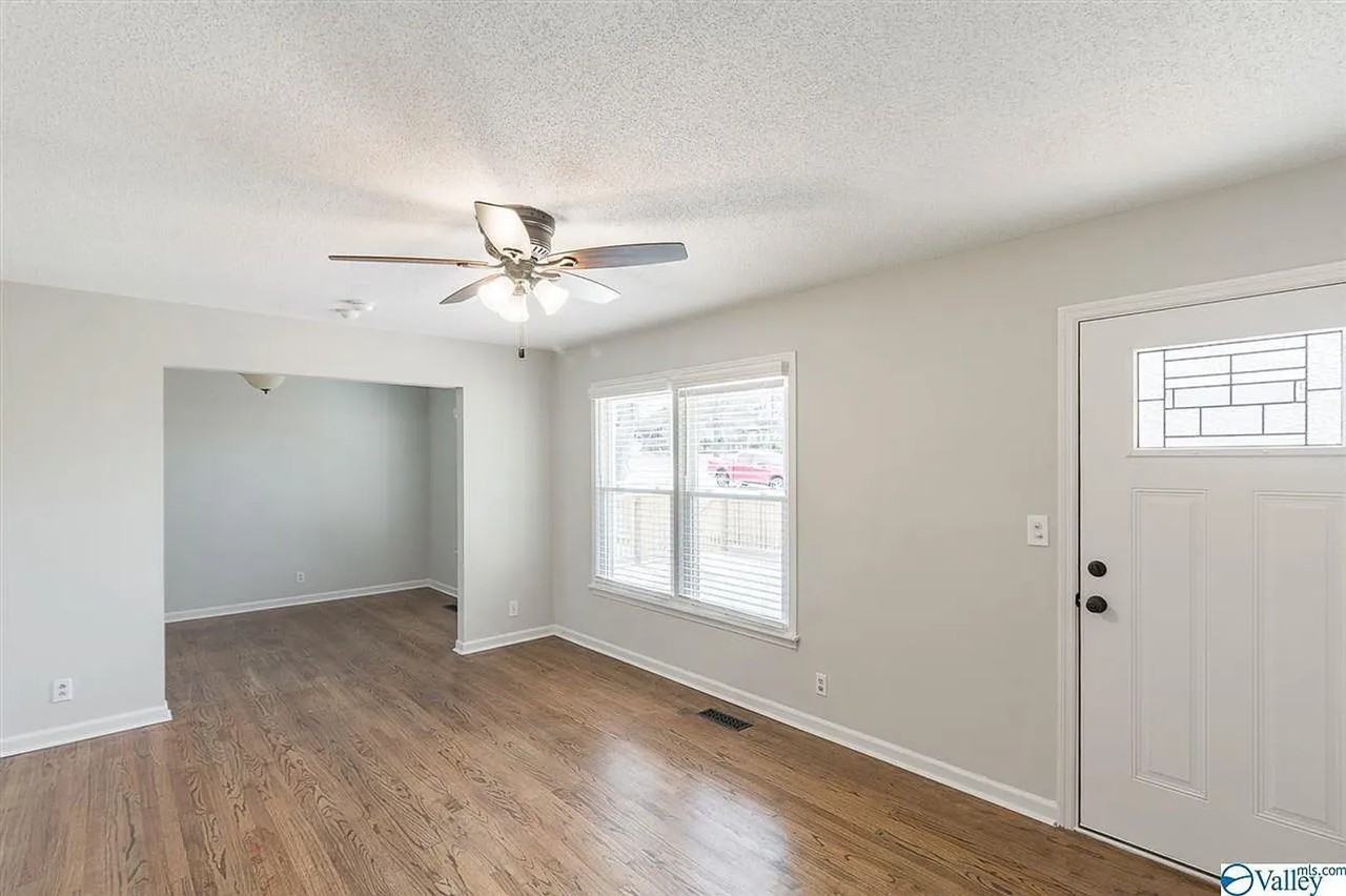 2904 6th Ave Sw - Photo 5 of 19