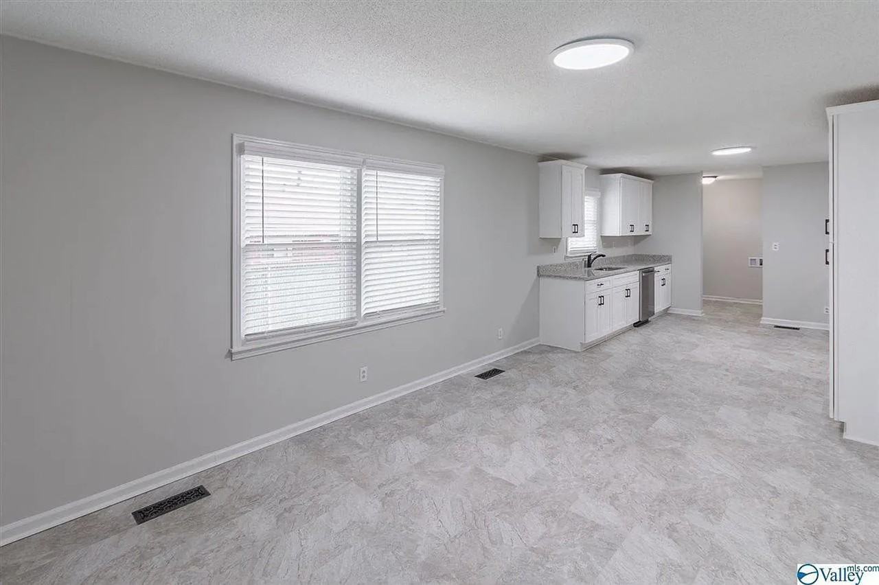2904 6th Ave Sw - Photo 7 of 19