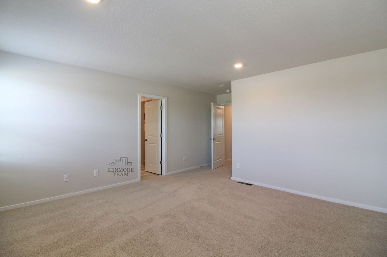 798 S Yolo Pl - Photo 6 of 14