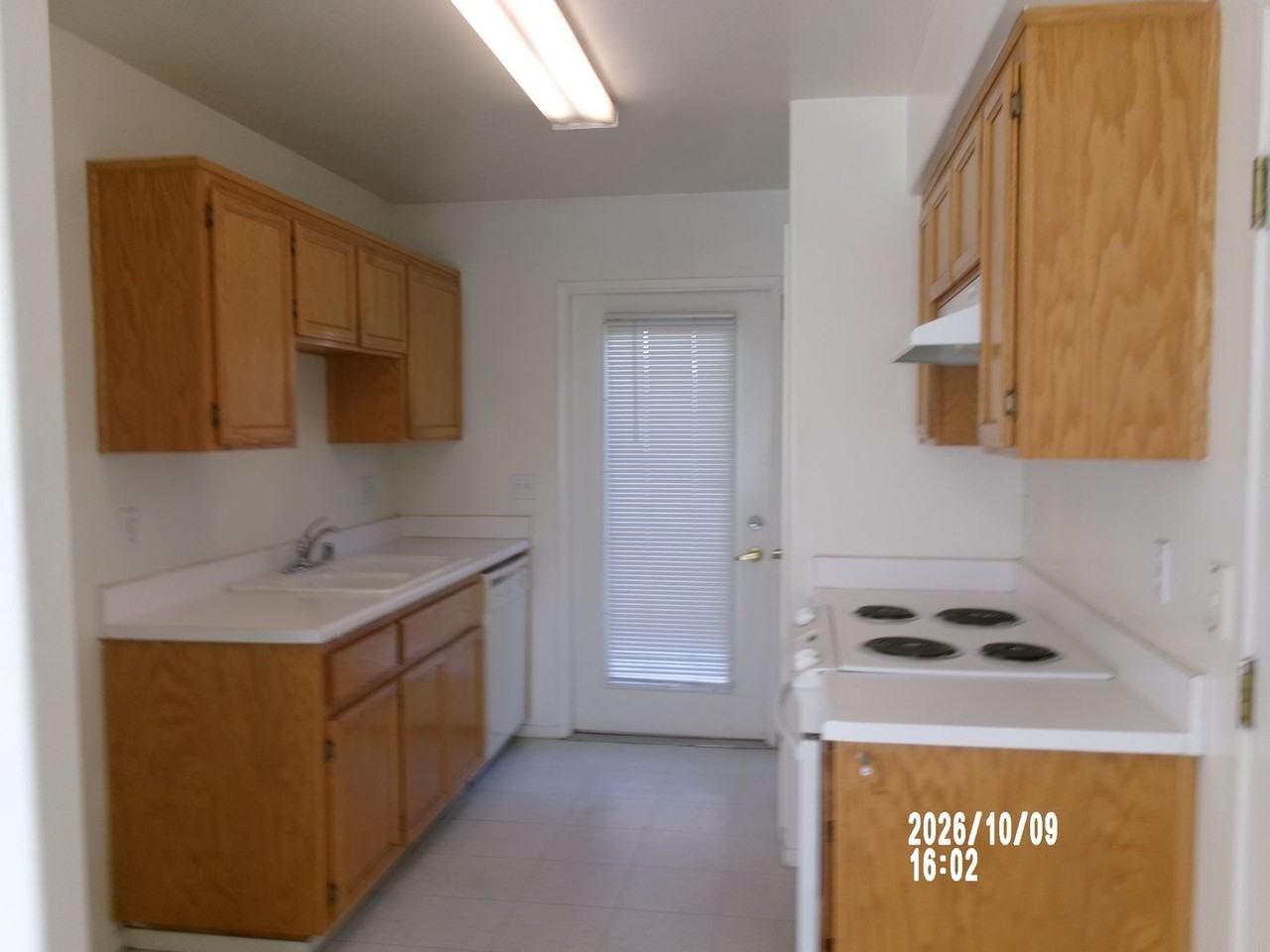 8102 Whitewater Dr #1-4 - Photo 4 of 7