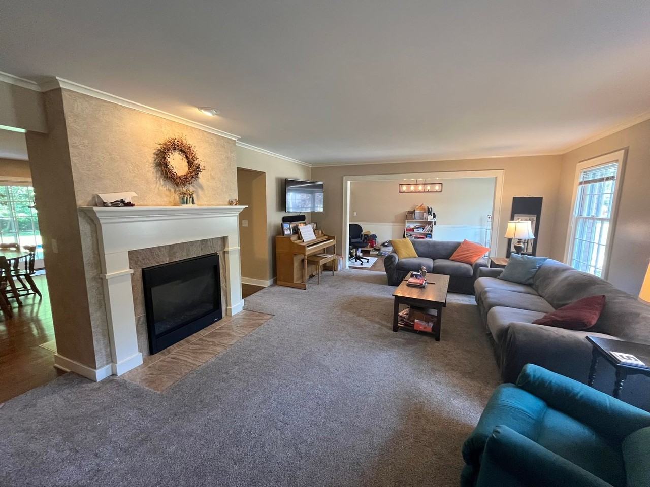 1105 Flanders Pl - Photo 4 of 21