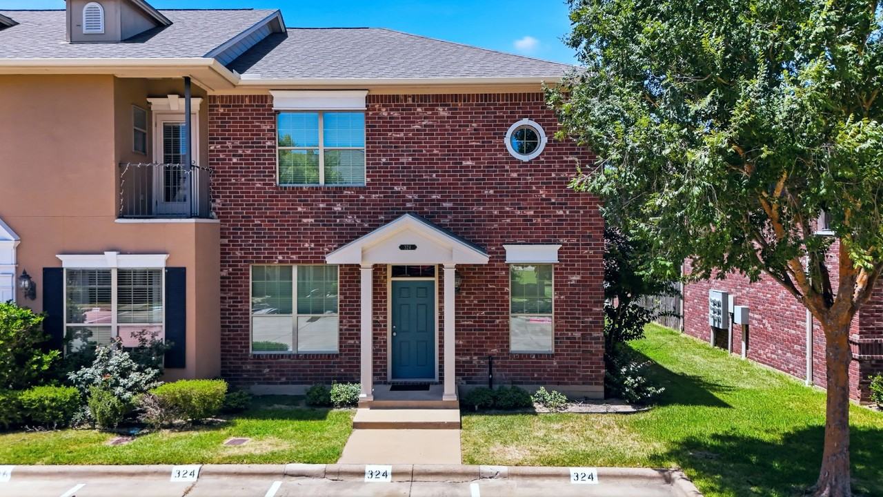 324 Forest Dr
