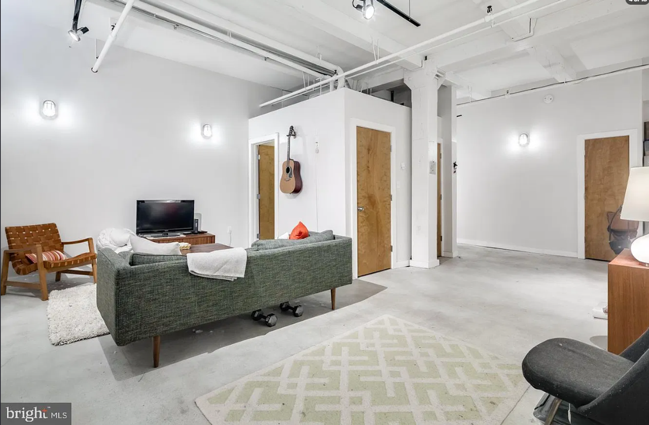 314 Brown St - Photo 4 of 9