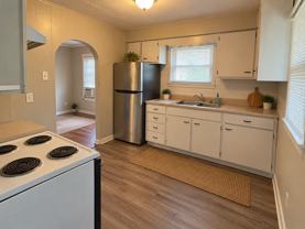 2109 N Rosewood Ave - Photo 1 of 1