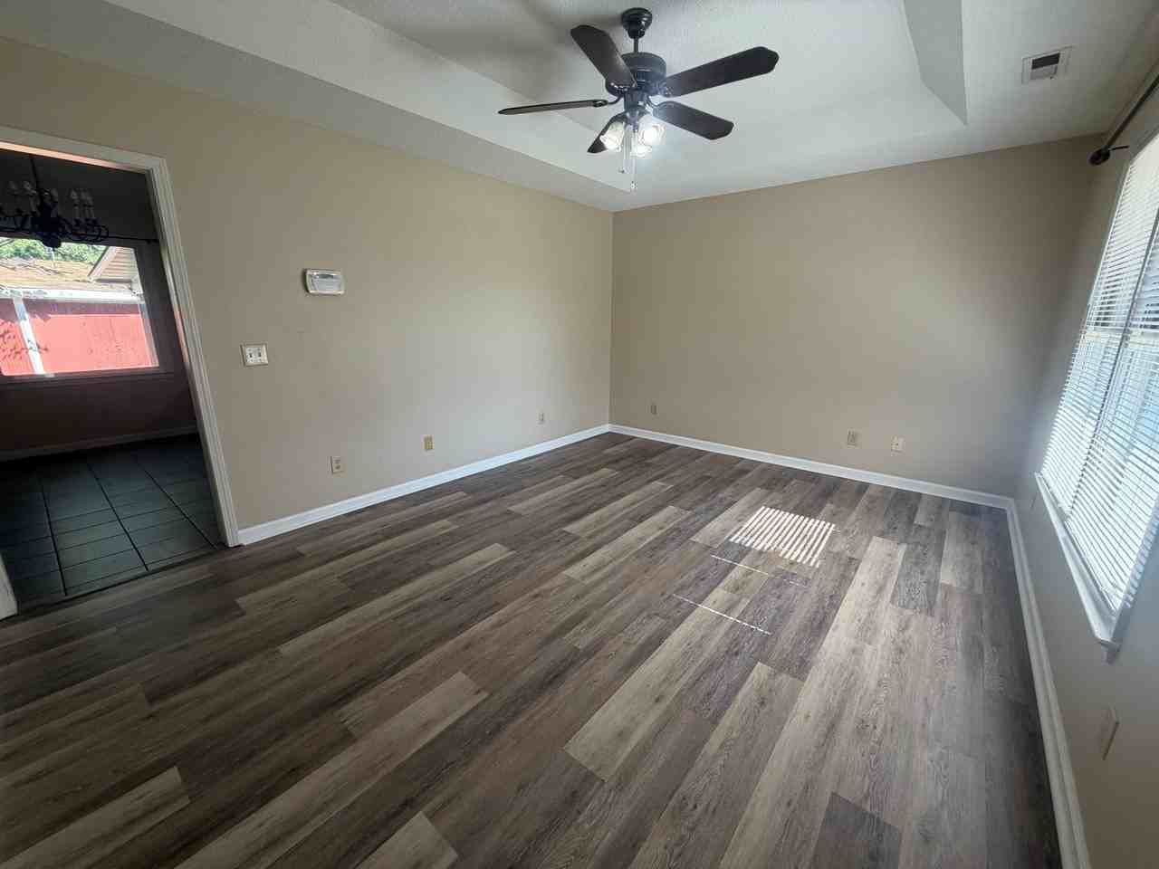 791 Stratton Ct - Photo 6 of 40