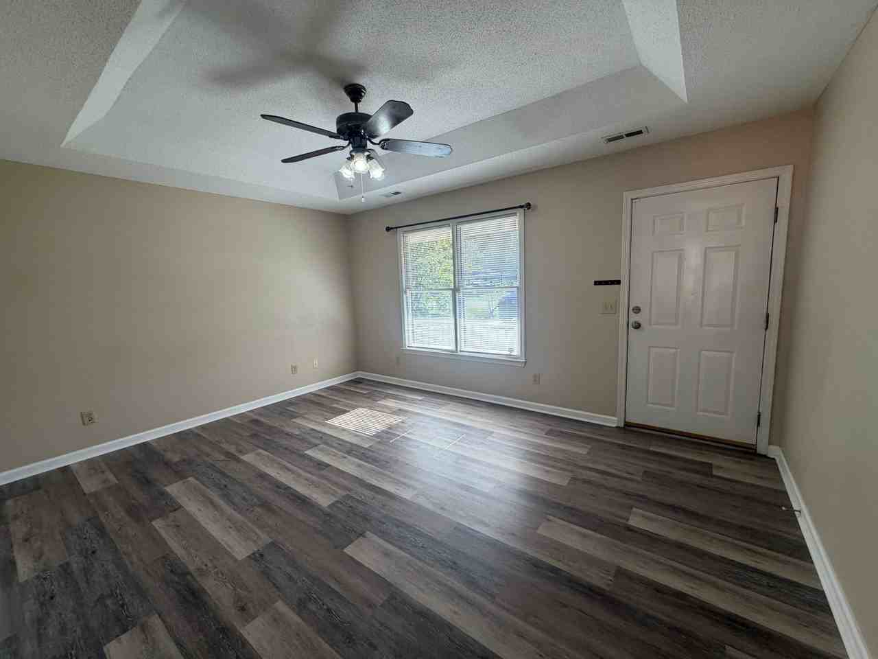 791 Stratton Ct - Photo 7 of 40