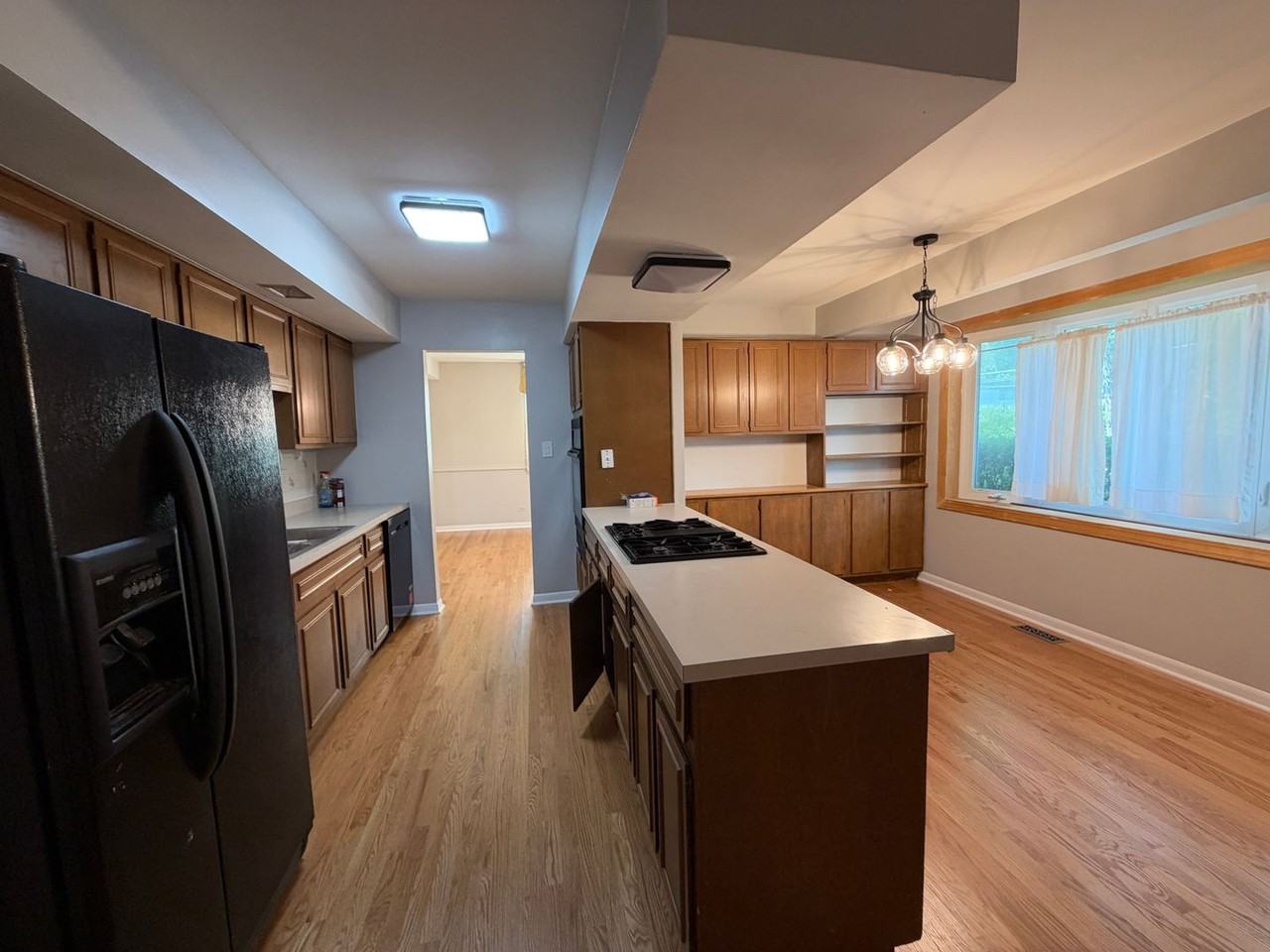 614 69th St - Photo 3 of 42