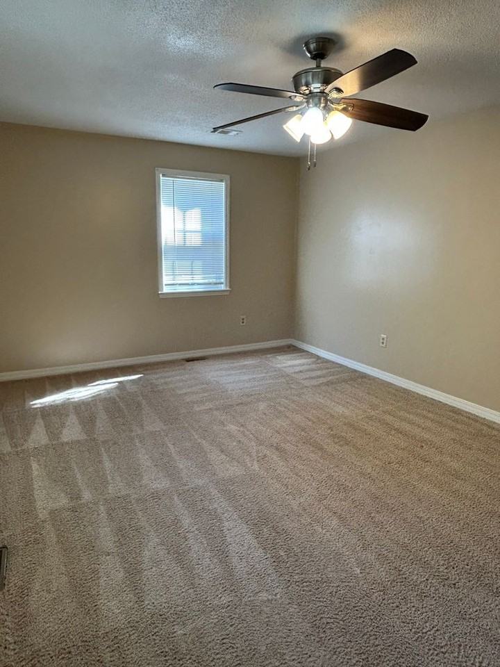 77 Cannan Ln - Photo 2 of 23