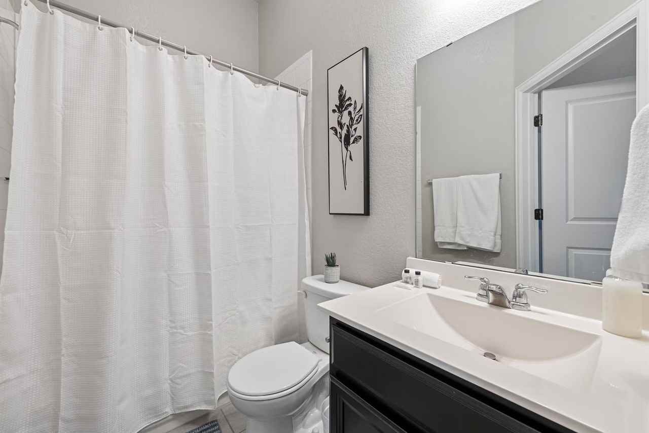 718 Bridgestone Way - Photo 5 of 25