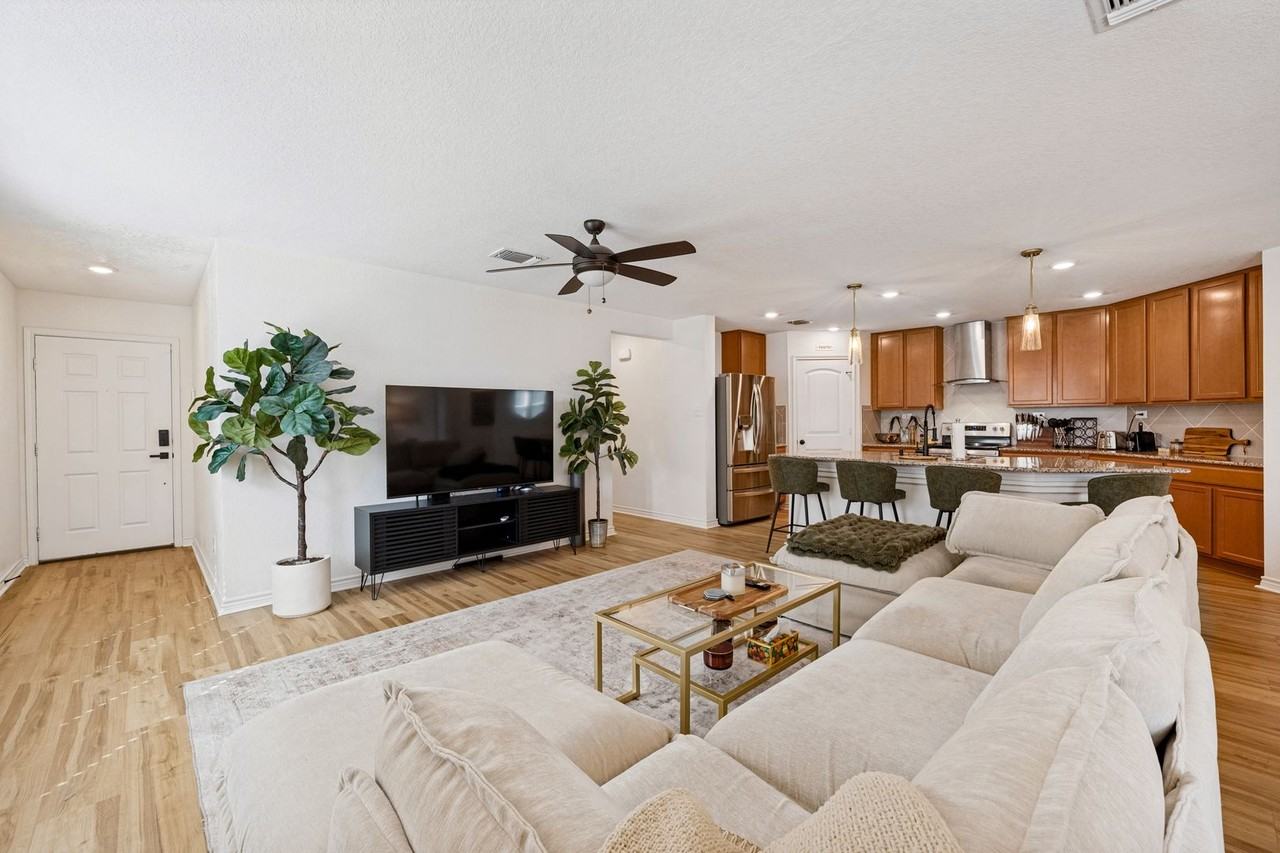 3114 Lake Tahoe - Photo 4 of 25