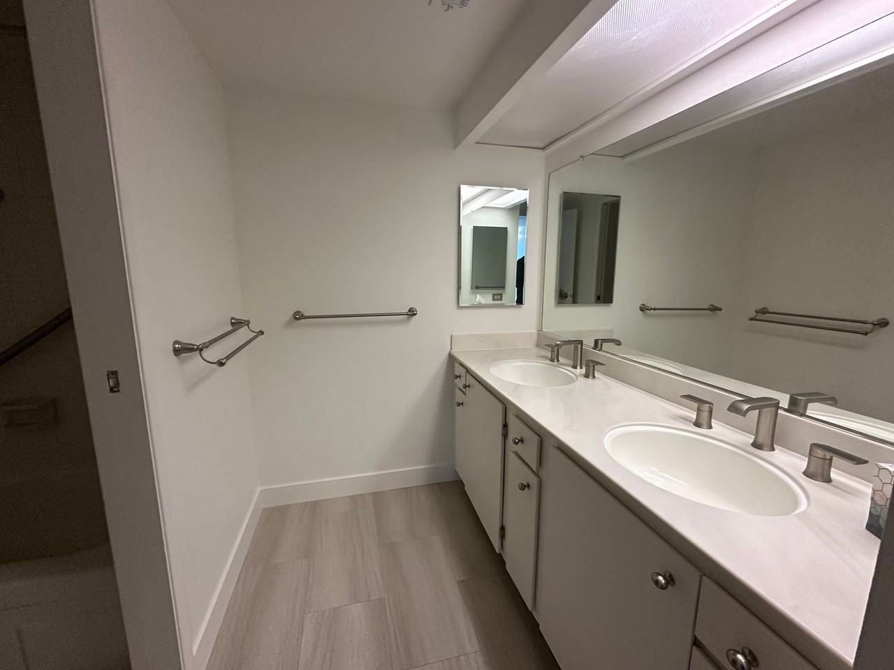 500 N St #1607 - Photo 4 of 35