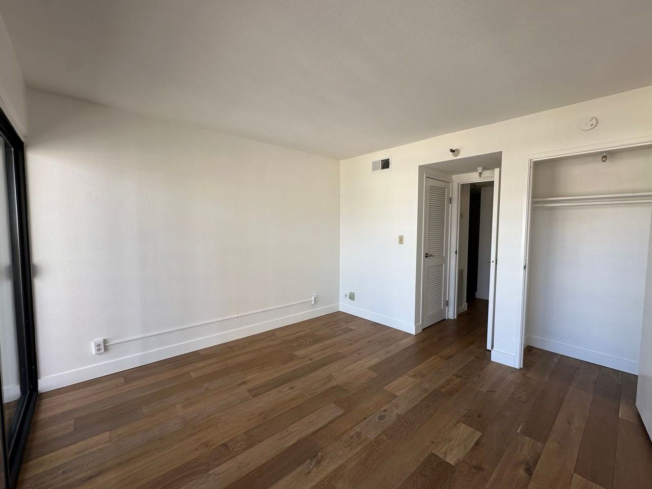 500 N St #1607 - Photo 5 of 35