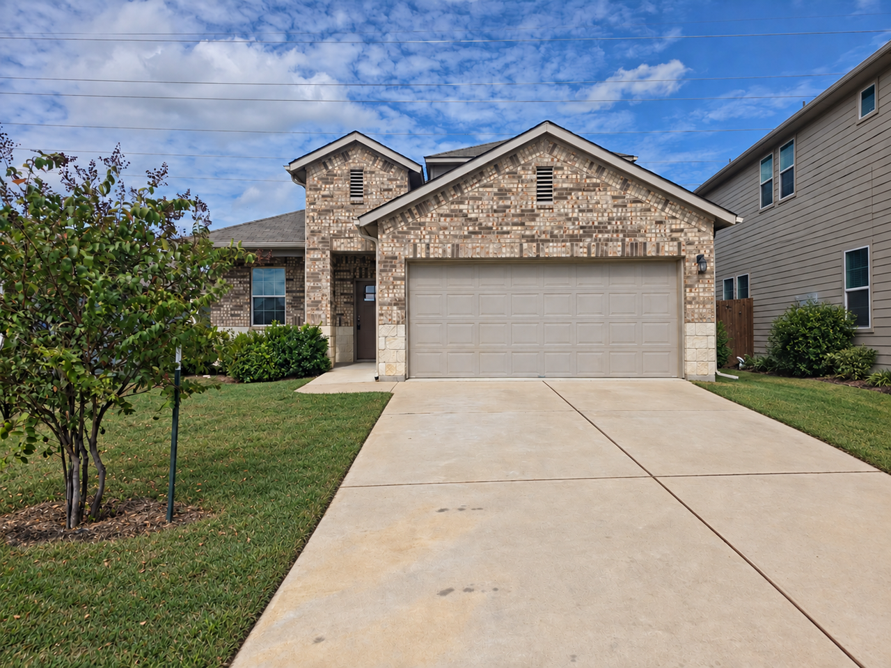 309 Naset Dr - Photo 3 of 19