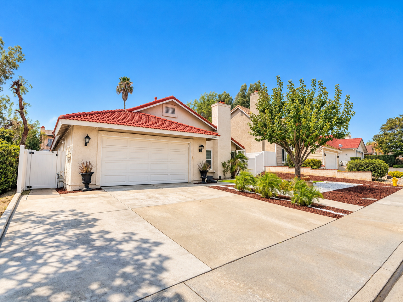 39671 Wild Flower Dr - Photo 3 of 36