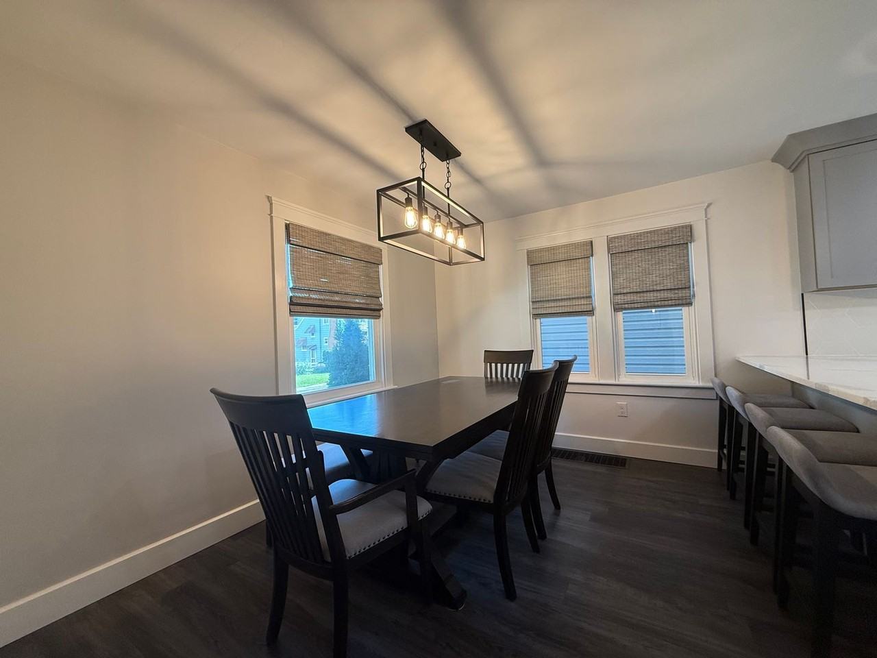 317 2nd Ave - Photo 4 of 25