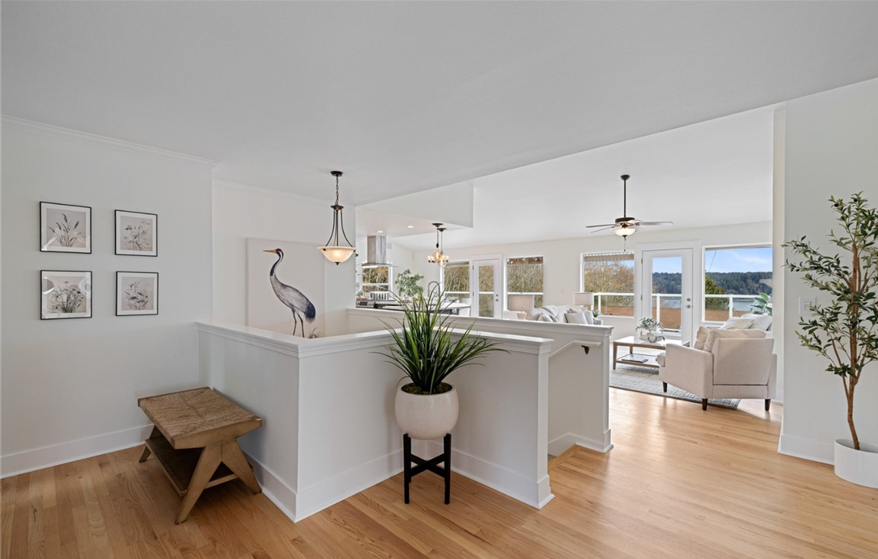 12421 6th Ave Nw - Photo 4 of 36