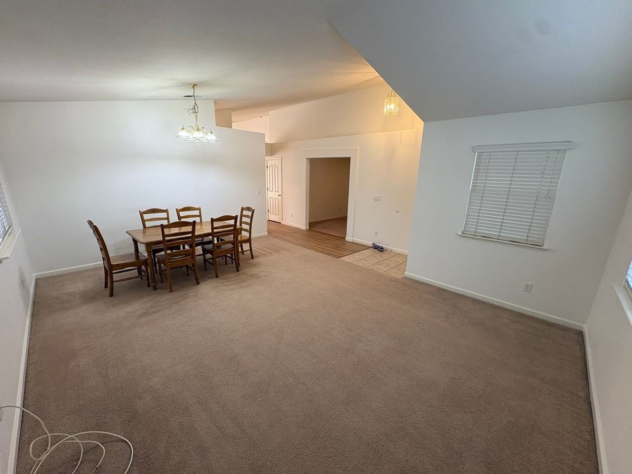 5120 Winchester Dr - Photo 4 of 25