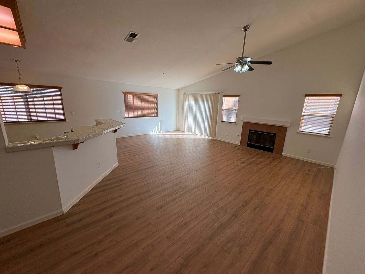 5120 Winchester Dr - Photo 7 of 25