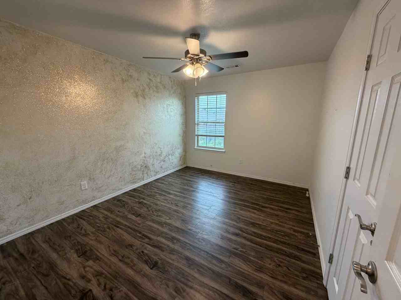 2121 Nalani Cir - Photo 5 of 16
