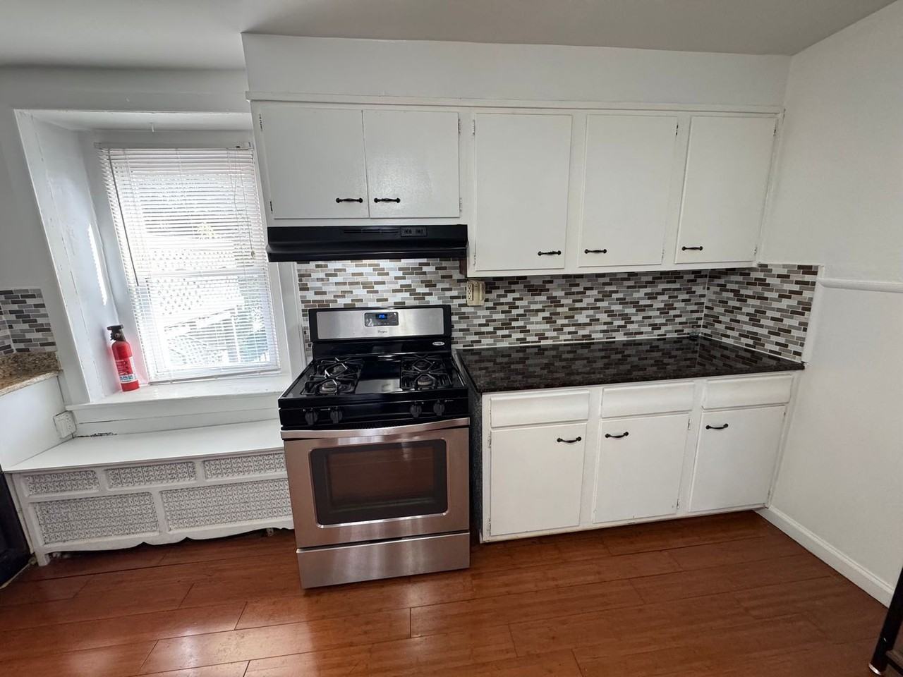 165 Levering St - Photo 2 of 23