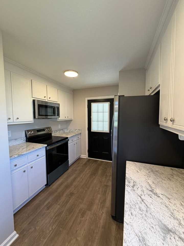 1099 Johnny Brannen Rd - Photo 4 of 17
