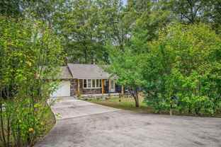 155 Lakeshire Dr - Photo 1 of 1