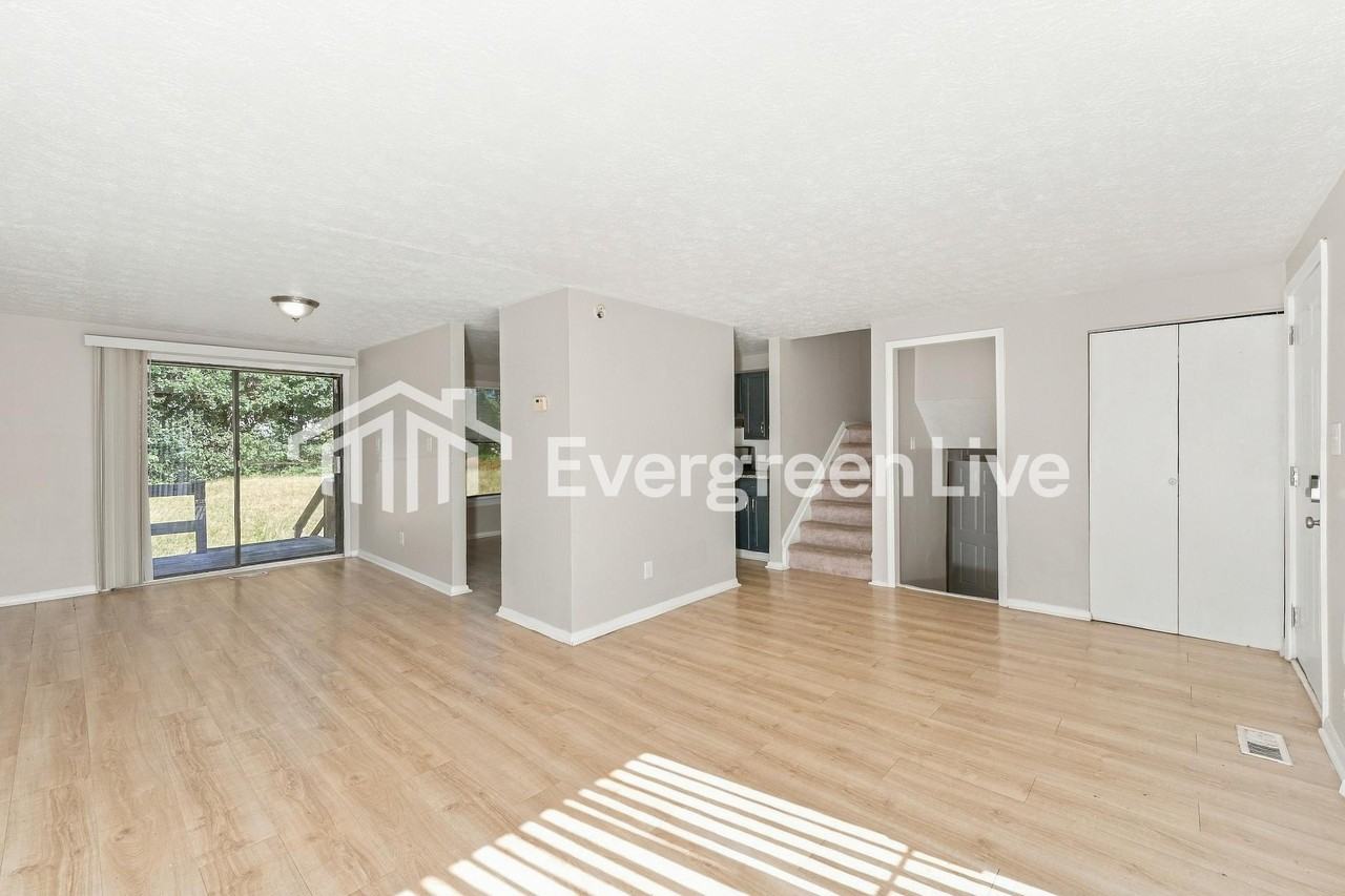 3437 Centerville Ln - Photo 4 of 15