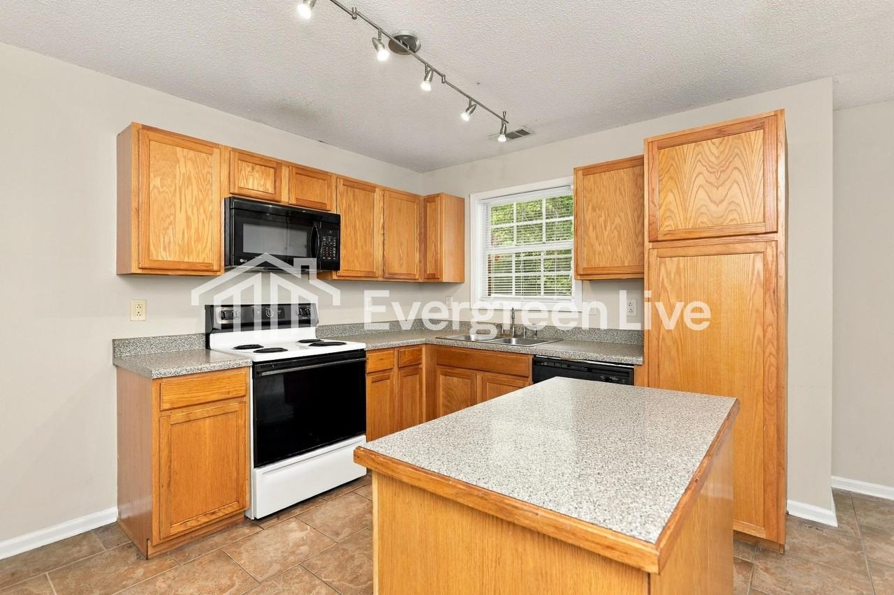 6980 Mahonia Pl - Photo 6 of 15