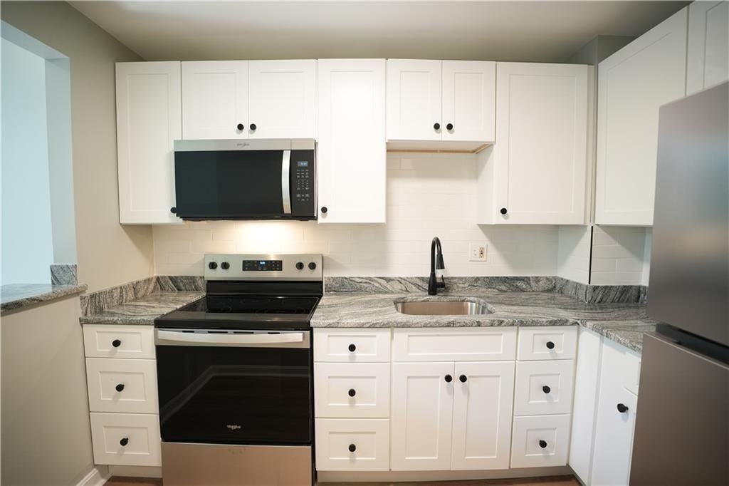 366 Main St ##101 - Photo 3 of 15