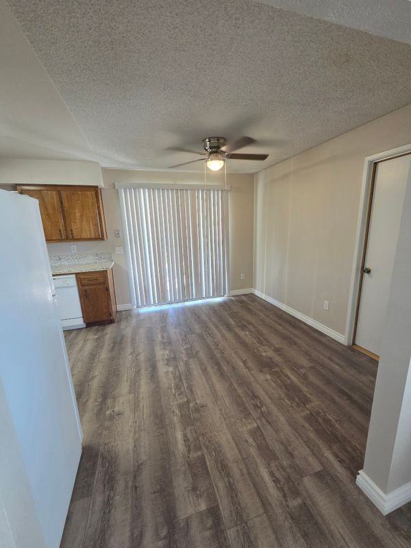 4708 Ohman Ct - Photo 5 of 19