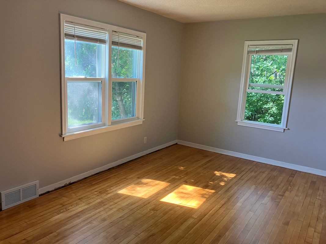91 Osborne Rd Ne - Photo 4 of 9