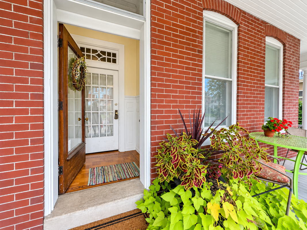 550 Madison Ave - Photo 2 of 29