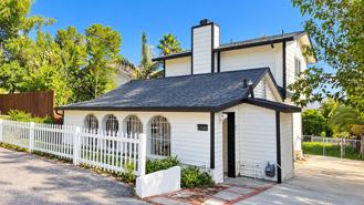 17530 Hayes Ave - Photo 1 of 1