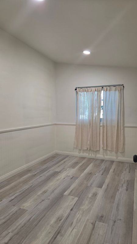 17530 Hayes Ave - Photo 4 of 11