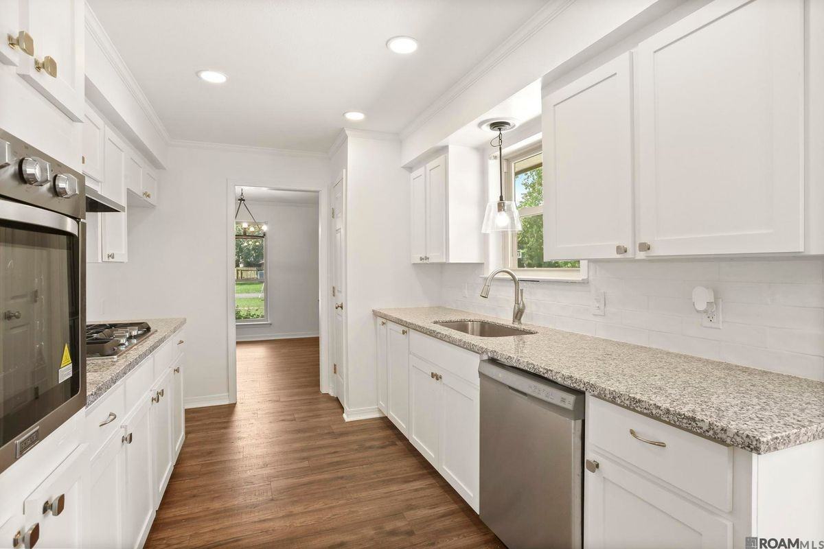 115 Green Gable Rd - Photo 4 of 27