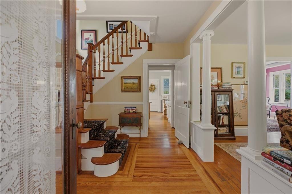 50 Morton Ave - Photo 4 of 30