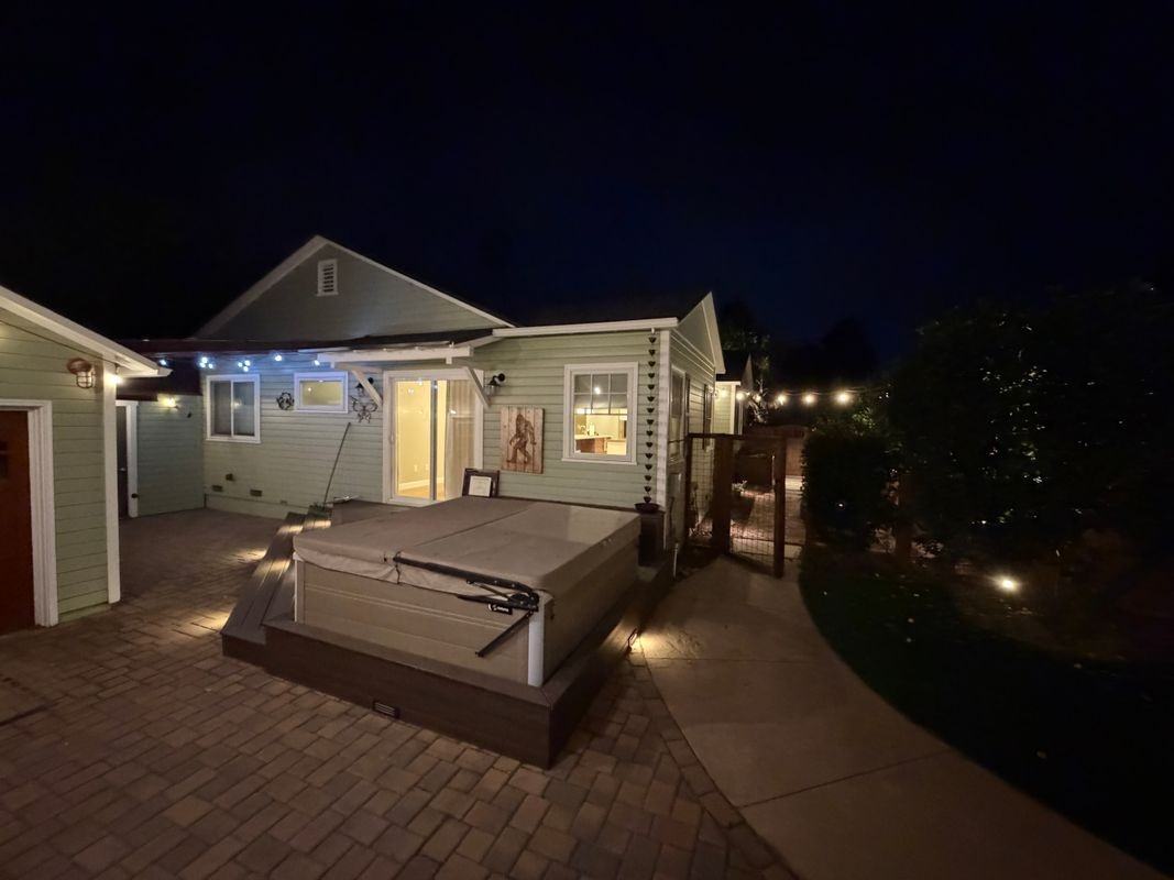 855 Linden Ave - Photo 6 of 42