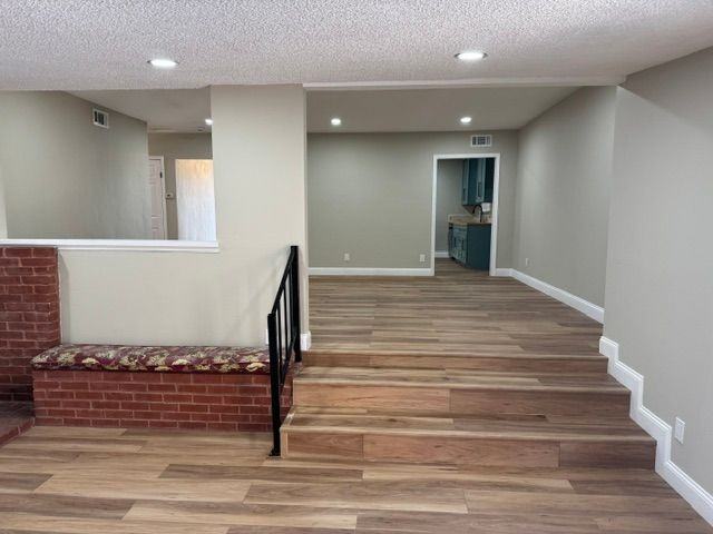 26722 Cypress St - Photo 2 of 15
