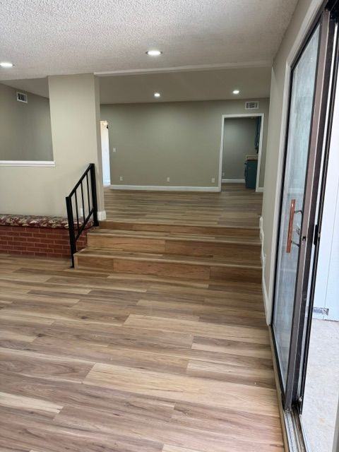 26722 Cypress St - Photo 3 of 15