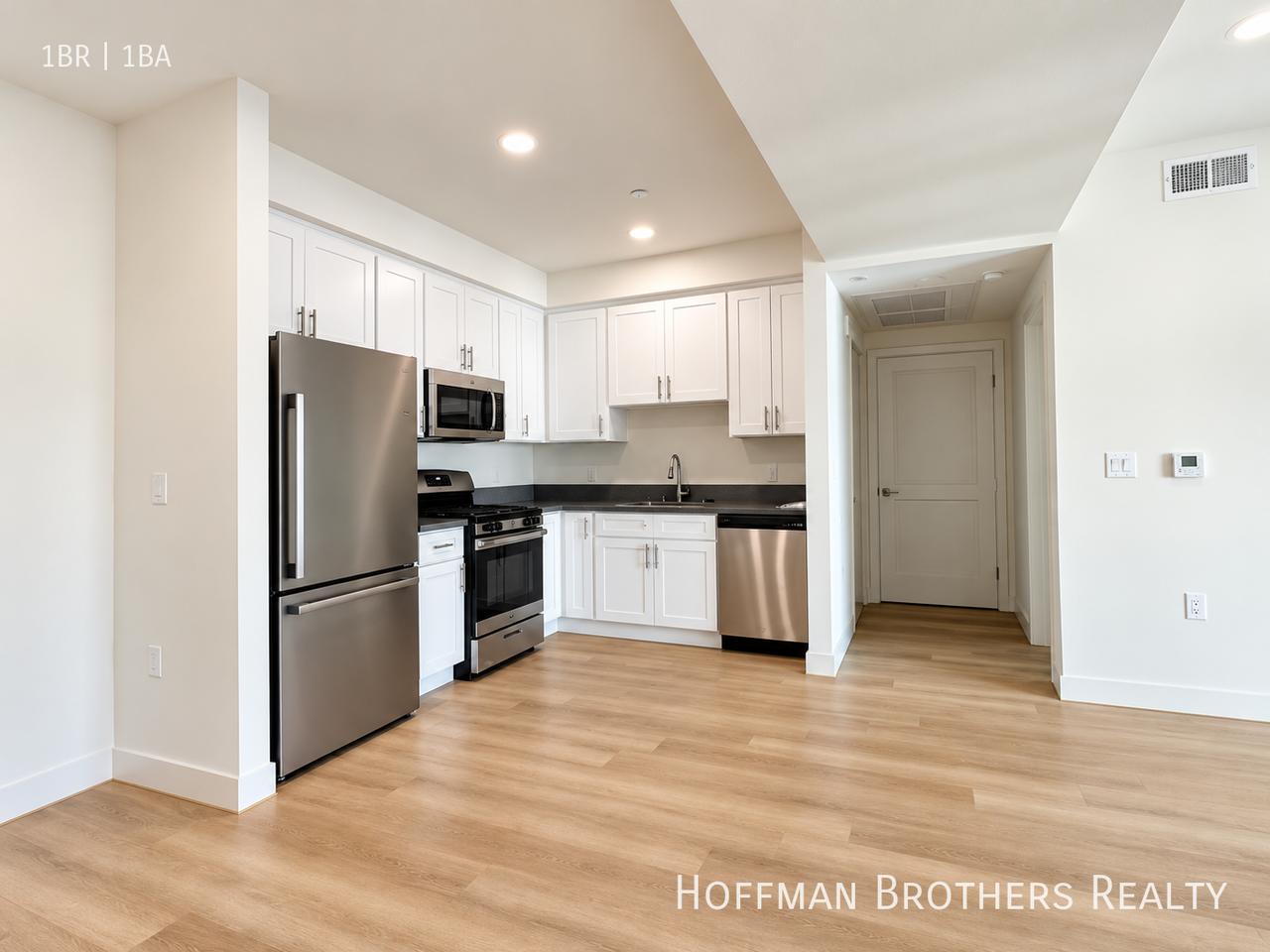 14825 Delano Property - Photo 4 of 19