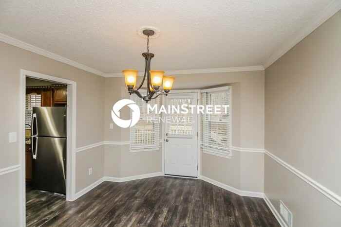 191 Stratford Dr - Photo 4 of 18