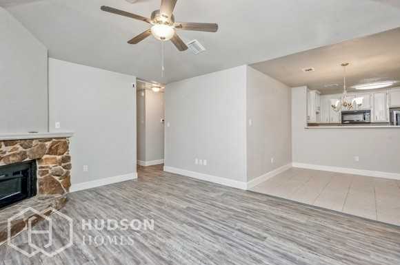5117 Deborah Ln - Photo 6 of 15