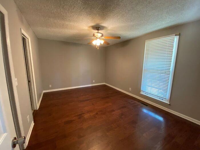 323 Sunny Acre Dr - Photo 4 of 34