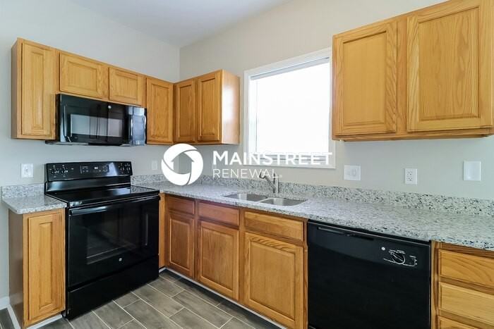 1112 Rutledge Landing Dr - Photo 7 of 17