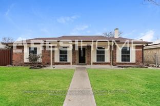 2222 E Crosby Rd - Photo 1 of 1
