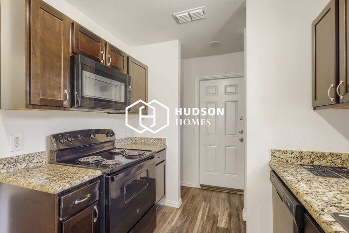 4307 Hamilton Ave - Photo 6 of 14